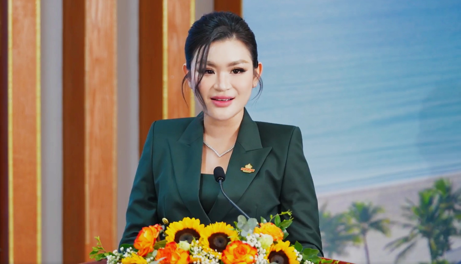 fivestar-1782204838.jpg