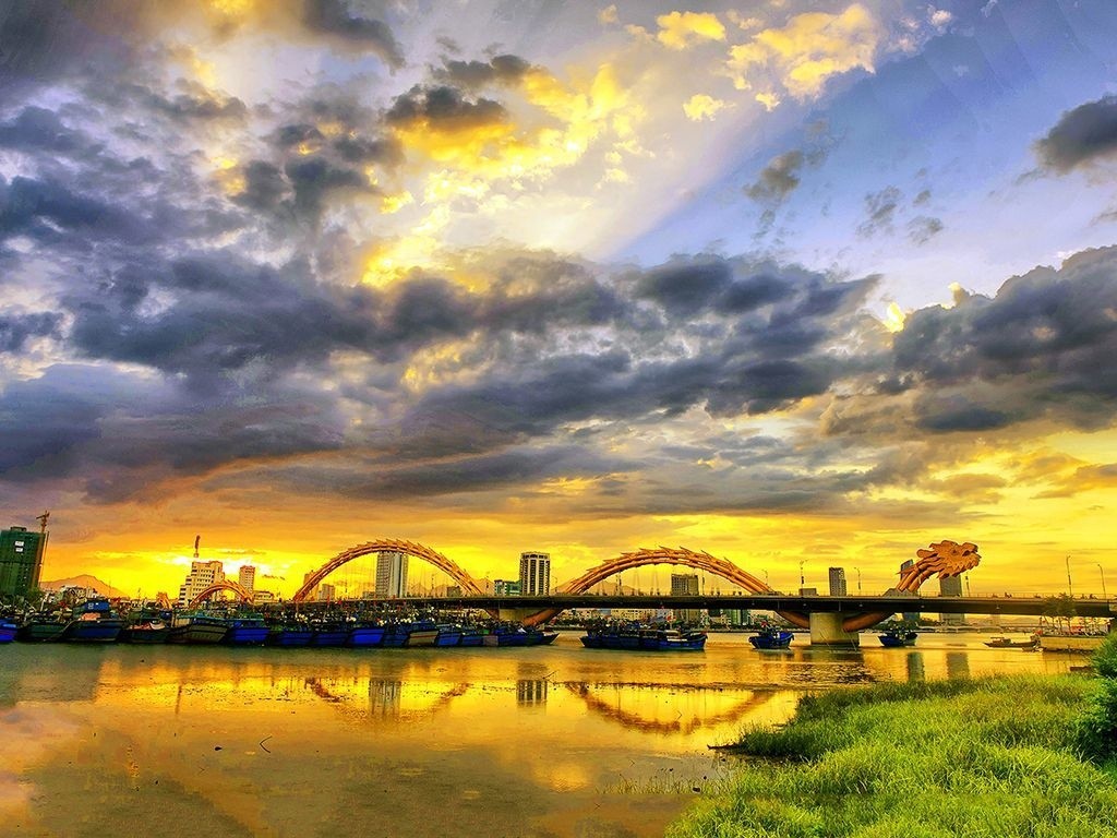 kinh-nghiem-check-in-cau-rong-da-nang-1-trong-20-cay-cau-an-tuong-nhat-the-gioi-02-1636442674-1783481249.jpg