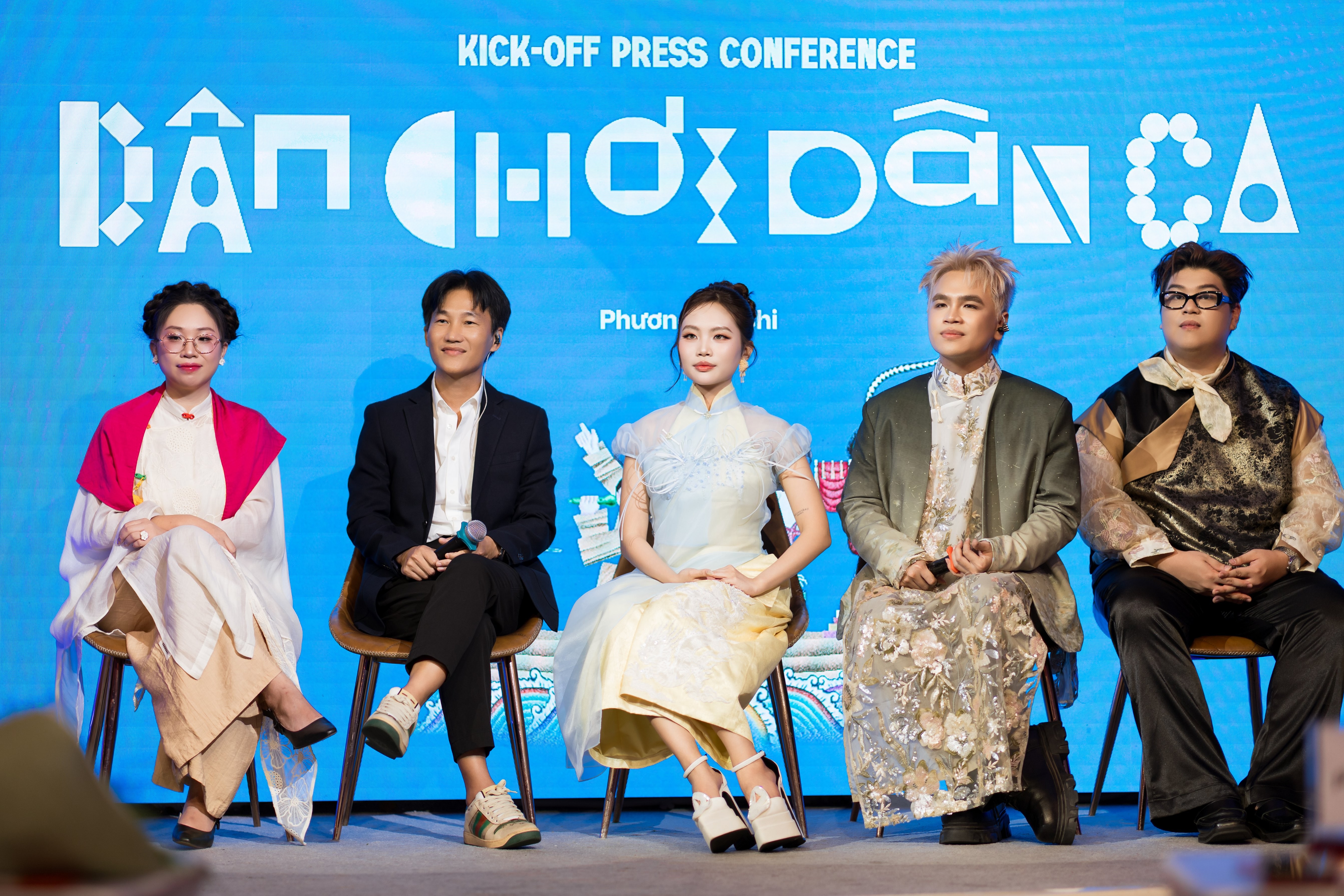 phuong-my-chi-dan-choi-dan-ca-2-1787671531 phuong-my-chi-dan-choi-dan-ca-2-1787671531.jpeg