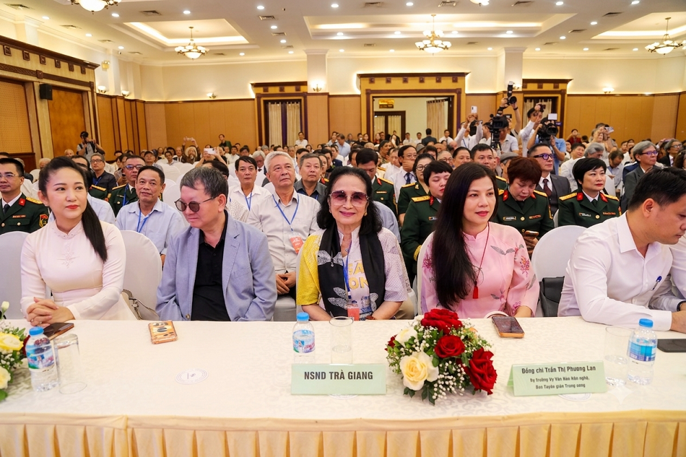 tra-giang-2-1787415521 tra-giang-2-1787415521.png